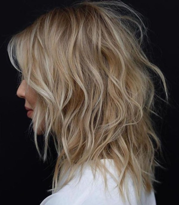 Medium Length Hair In Layers That Will Inspire Your New Haircut