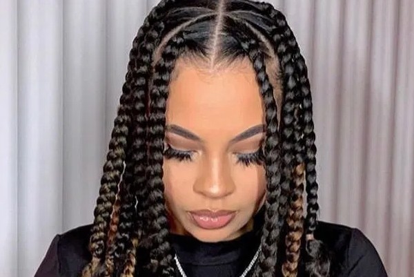 The goddess box braids are perfect pick for any season.