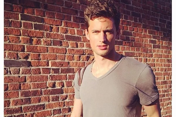 Garett Neff is one of the hottest guy you should follow on Instagram