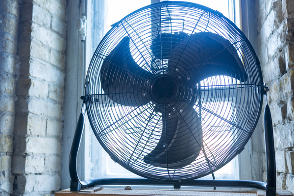 The Ultimate Guide To Buying The Best Window Fan - New York Gal