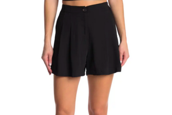  Elodie K
Pleated High Waist Shorts 