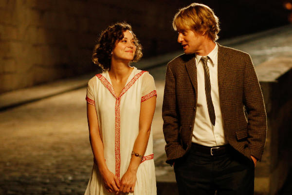 A still from Midnight in Paris