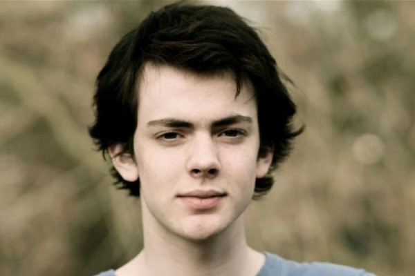 Skandar keynes