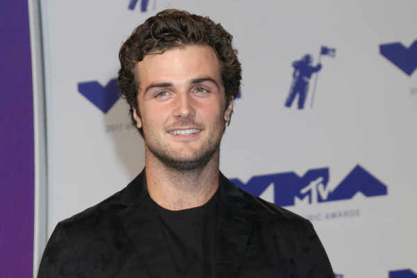 Beau Mirchoff’s Early Life