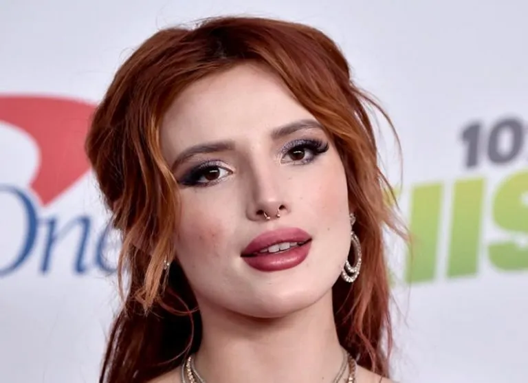 Bella Thorne Nose Piercing