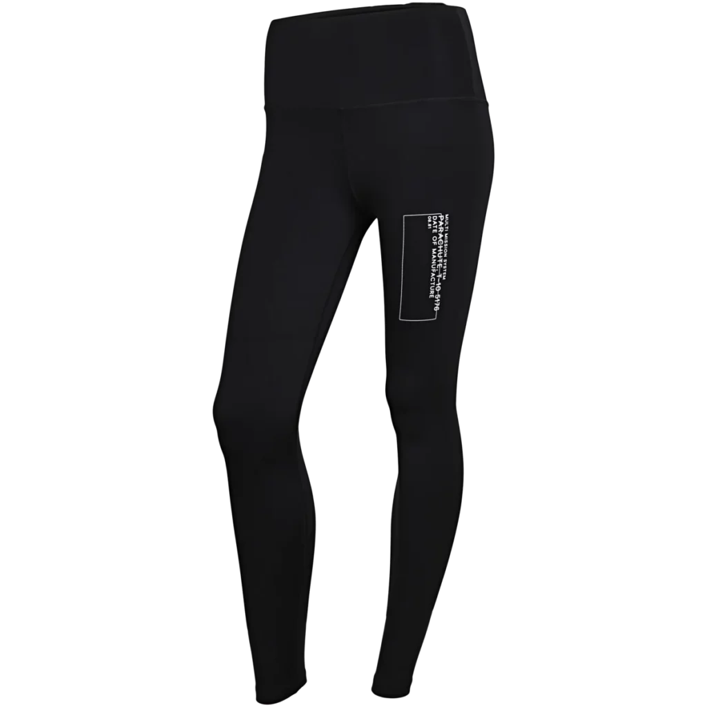 A lady wearing Temperature Control 3/4 leggings